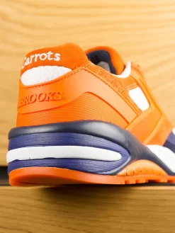 Brooks X Carrots 'Runaway' Beast 1 - Estate Blue Orange White -ActiveWear Haven brooks carrots beast 1 blue orange 05